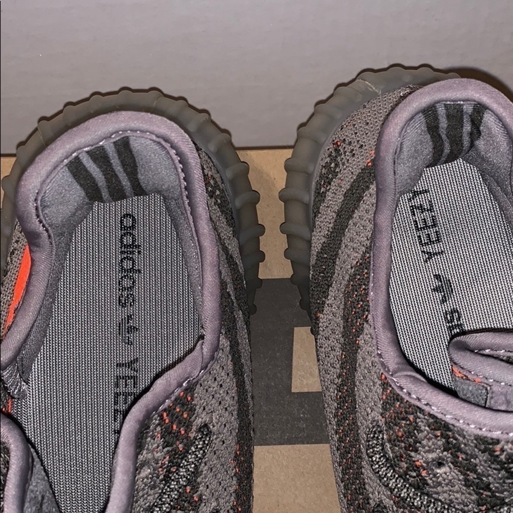 Authentic Yeezy boost 350 V2 Beluga Size 7.5 - Picture 4 of 8